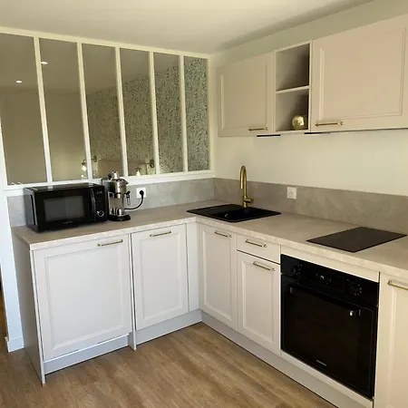 בית הארחה Manoir De L Aiguillon Ranville